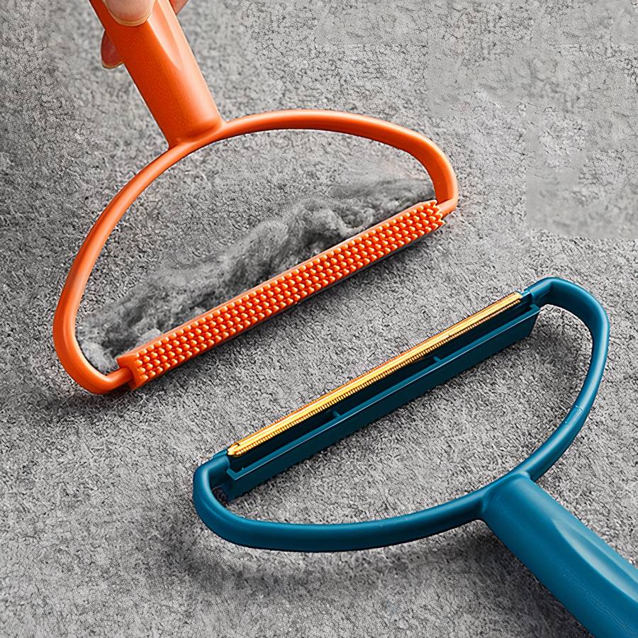 Brosse anti poils et peluches pour vêtements