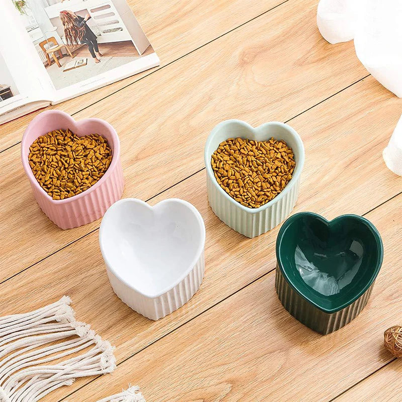 Gamelle surélevée en céramique pour chien et chat : Edition cœurs